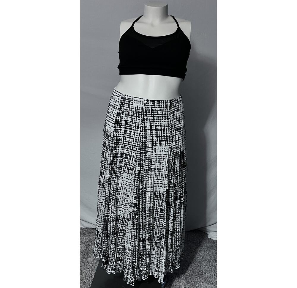 GNW Womens XL Pleated Maxi Skirt Black White Geometric Abstract Mesh Y2K EUC